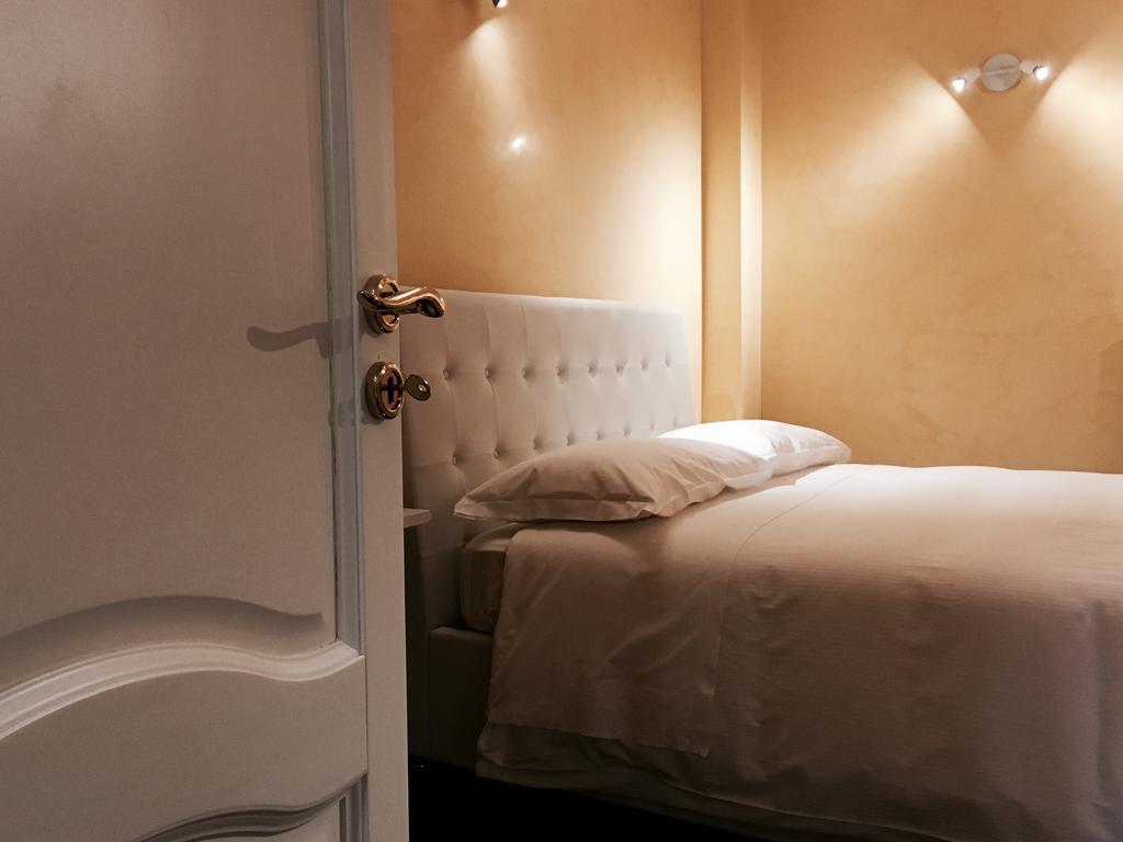 Palazzo Eliss Bed and Breakfast Margherita Di Savoia Buitenkant foto